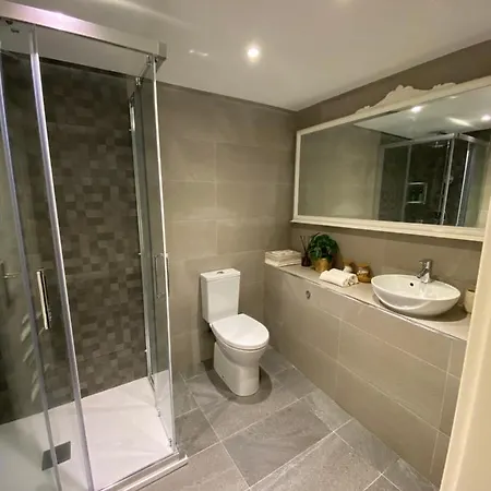 Apartment Hillside View *