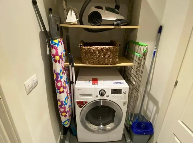 Apartment Hillside View *