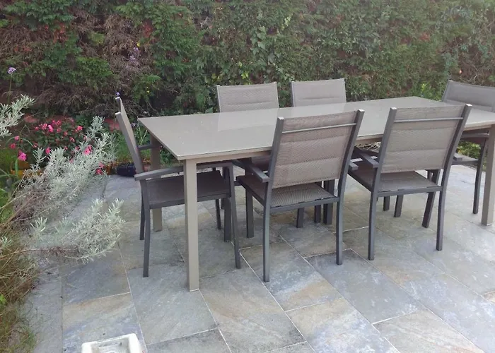 Apartment Hillside View *